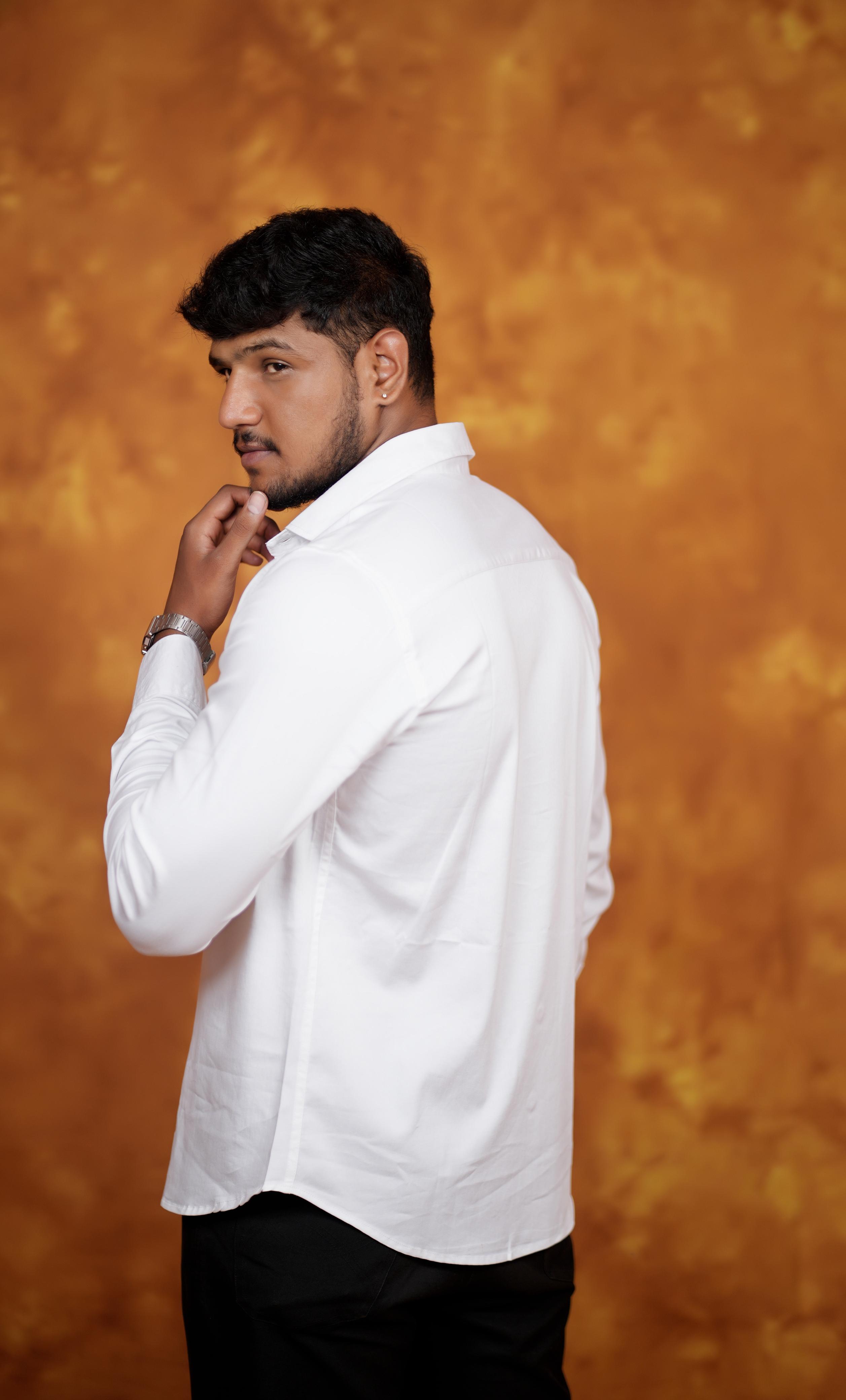 White Shirt With Deer Embroidery